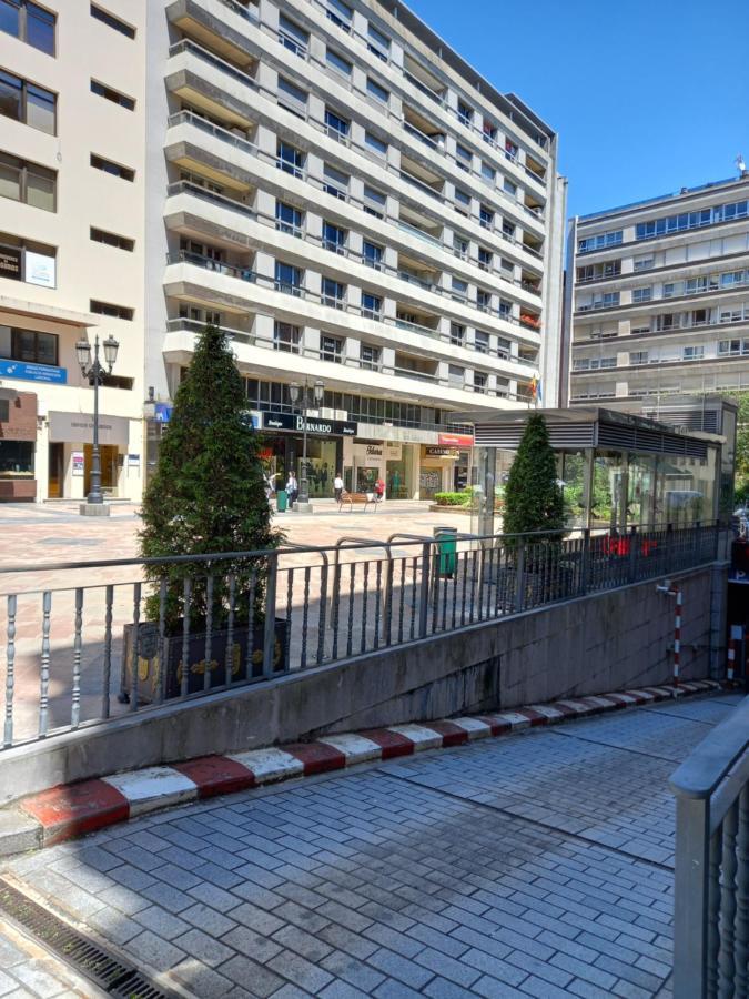 Apartamento Cinema Apartment Oviedo Luaran gambar