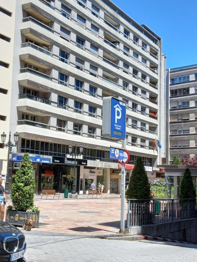 Apartamento Cinema Apartment Oviedo Luaran gambar