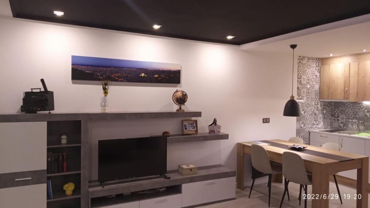 Apartamento Cinema Apartment Oviedo Luaran gambar